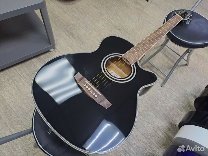 Гитара акустическая чёрная Flight