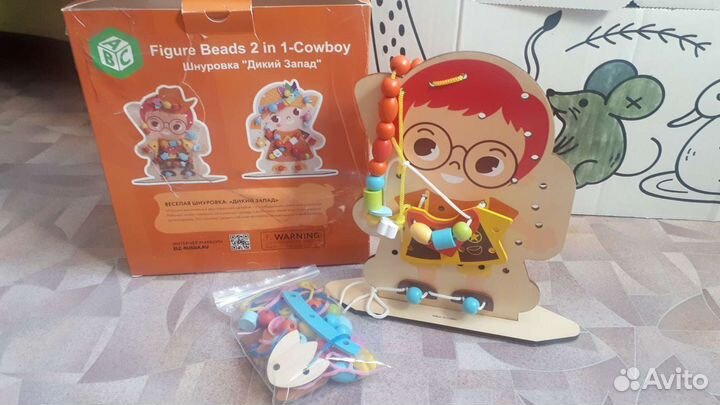 Игрушка шнуровка 