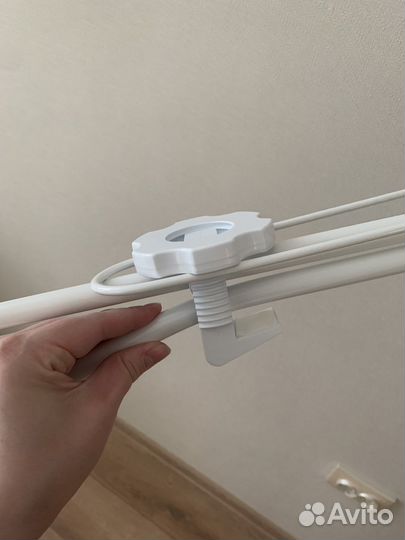 Балдахин и держатель для балдахина