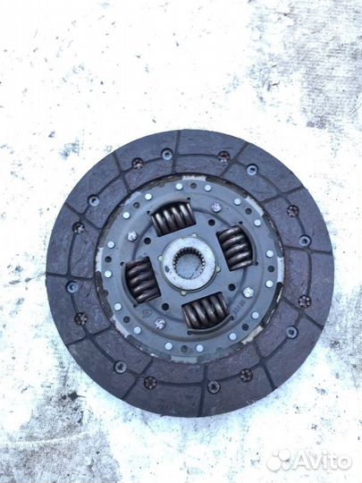 Диск сцепления Nissan Skyline VQ37HR