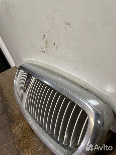 Решетка радиатора Rover 400 седан 14K4FK 1999