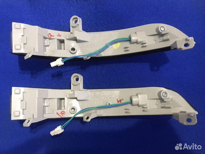 Повторитель поворота в зеркало Nissan Teana j-32