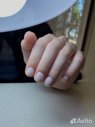 Маникюр и педикюр гель лак