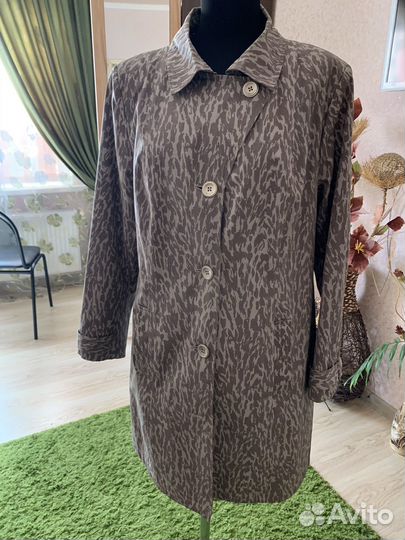 Плащ женский