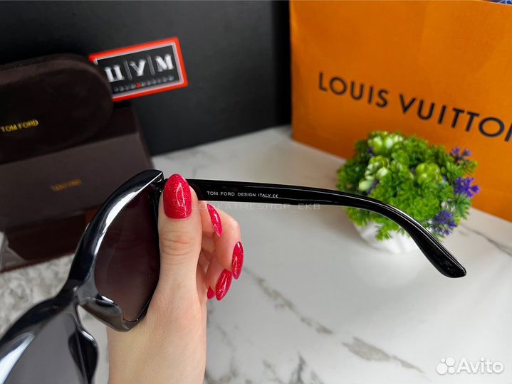Очки Tom Ford женские солнцезащитные