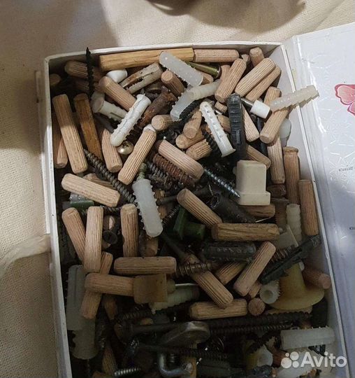 Болтики саморезы