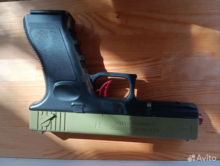 Пистолет глок 17