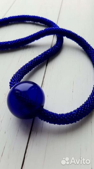 Колье-жгут с бусиной из муранского стекла
