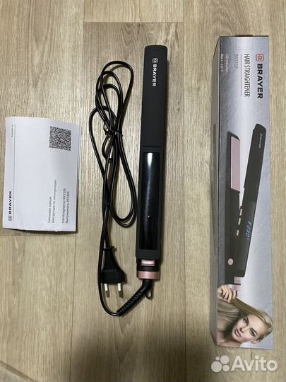 Выпрямитель для волос новый
