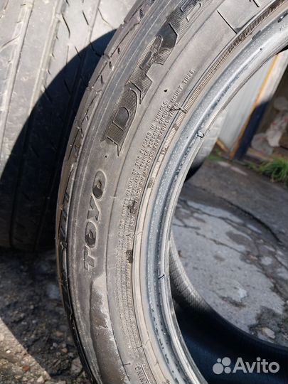 Toyo DRB 215/50 R17