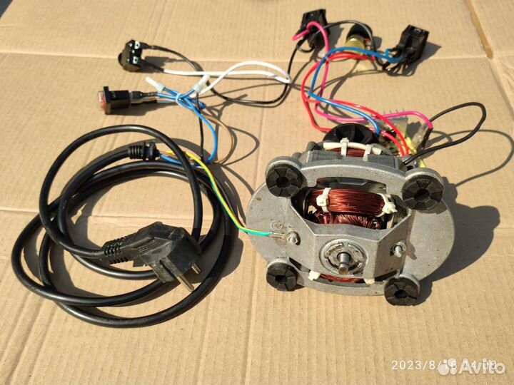 Высокооборотистый двигатель от соковыжималки