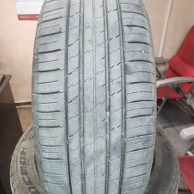 Tracmax X-Privilo RS01+ 265/50 R20