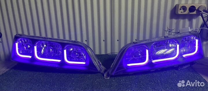 Фары Тoyota Мark 2 100 цветные глазки