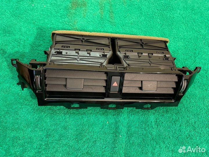 Дефлектор воздушный передний Land Rover Discovery