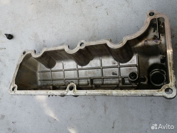 Клапанная крышка для Ford Explorer (U2) 1994-2003