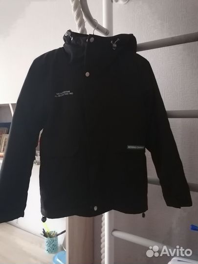 Куртка на мальчика 146