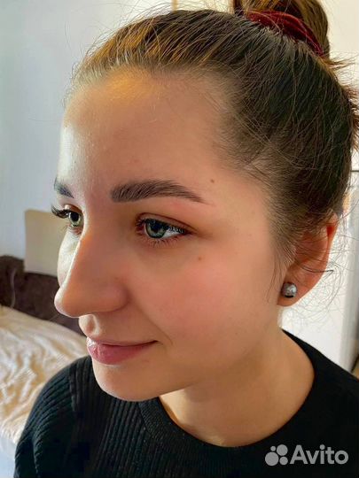 Мастер бровист