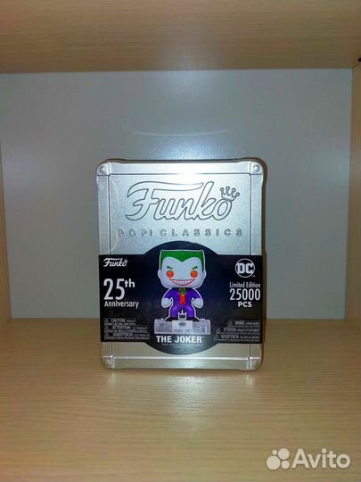Funko pop The Joker classics 25th anniversary