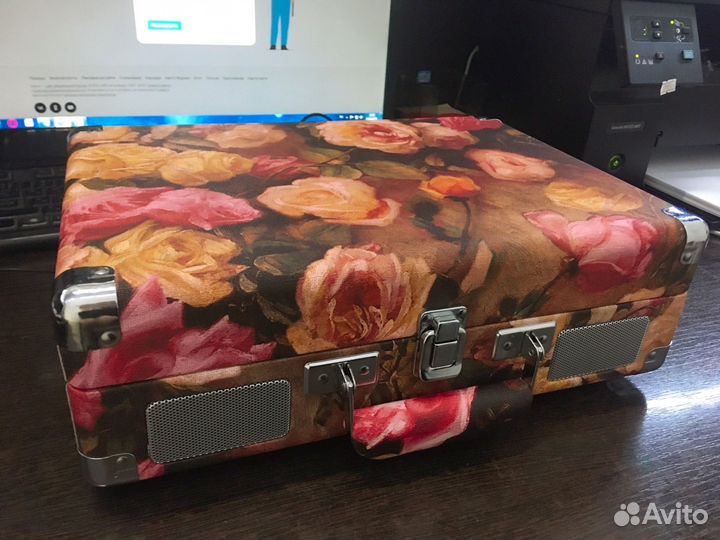 Виниловый проигрыватель Crosley CR8005F-FL4