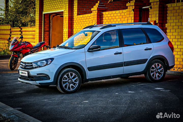 ВАЗ Granta Cross 1.6 МТ, 2023, 36 500 км