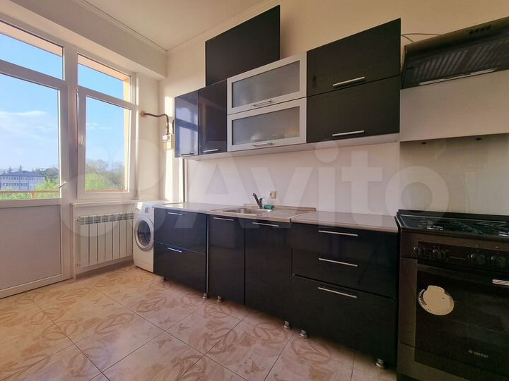 1-к. квартира, 43 м², 3/7 эт.