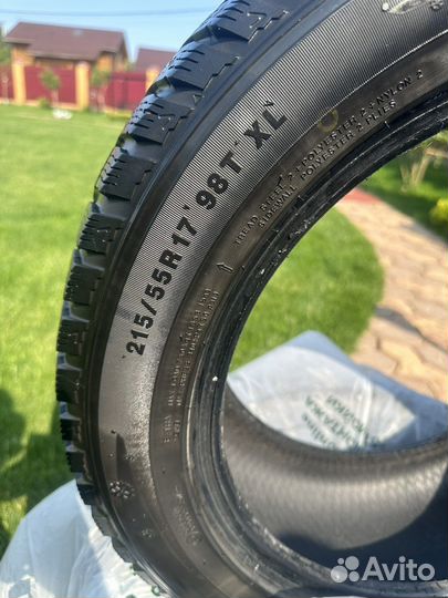 Kumho WinterCraft Ice Wi32 215/55 R17