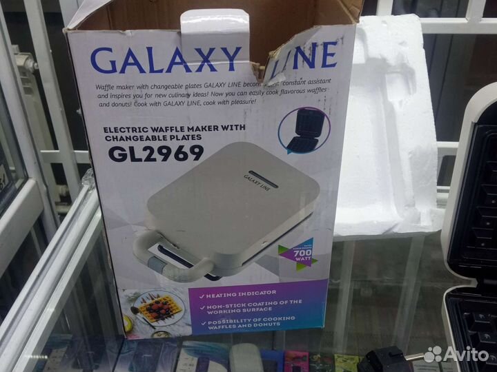 Электрическая вафельница бу