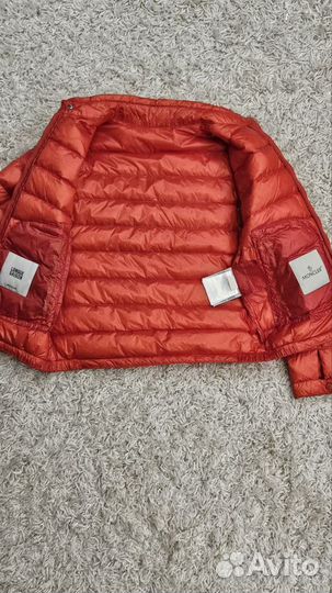 Пуховка moncler оригинал р.10(140)