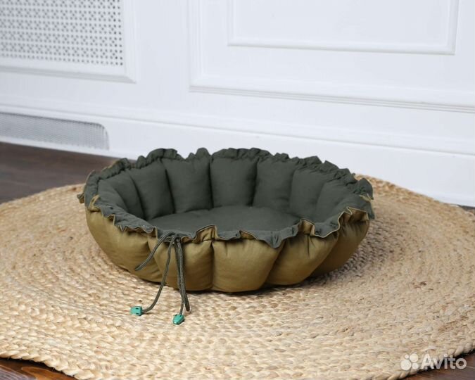 Лежанка для собак и кошек