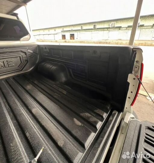 Вкладыш В кузов пикапа