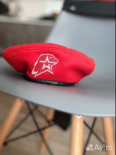 Берет кадетский