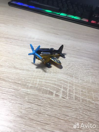 Машинки hot wheels