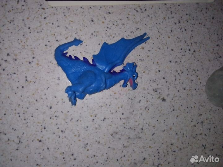 Продаю Динозаврика