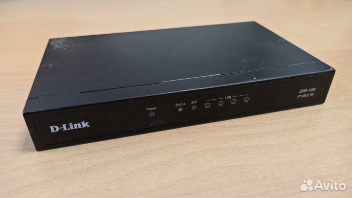 Маршрутизатор коммутатор D-link 100