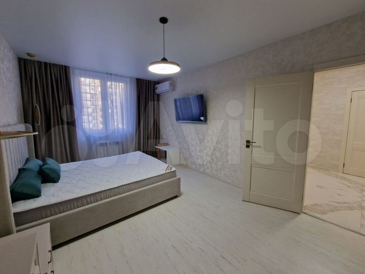 2-к. квартира, 48 м², 5/18 эт.