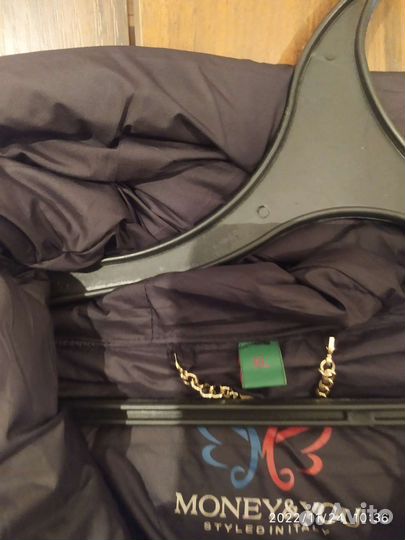 Пуховик женский