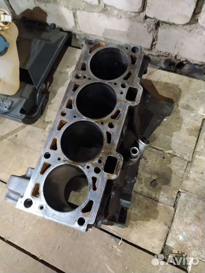 Блок цилиндров 11183