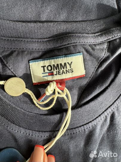 Новая синяя футболка Tommy Hilfiger L