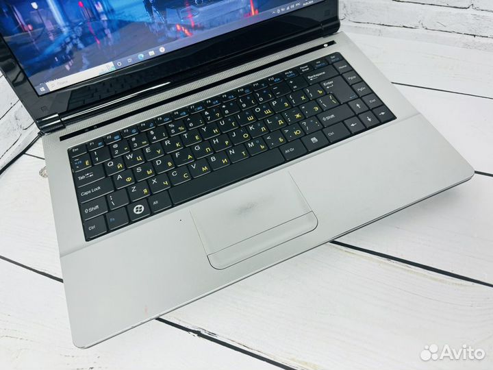 Ноутбук ICL SI142 i3 m330/ RAM 6/ SSD 240