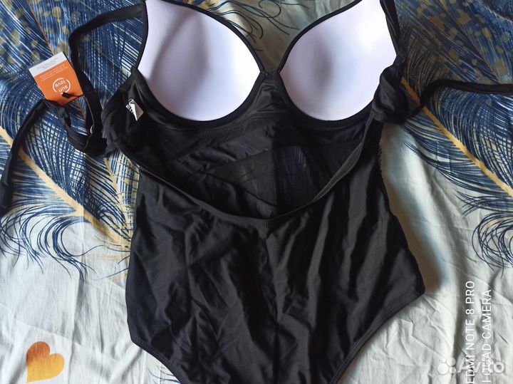 Купальник женский слитный размер 48-50