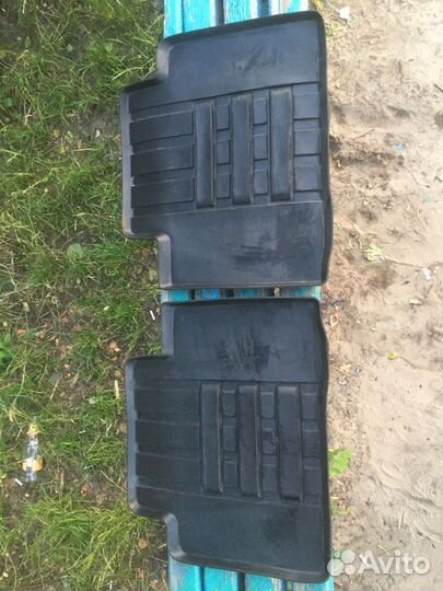 Коврики задние автомобильные