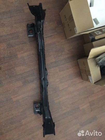 Панель передняя нижняя Mitsubishi Outlander XL