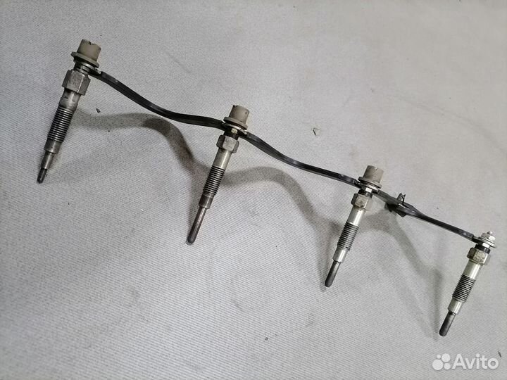 Свечи накала Nissan Bluebird LD20 2.0 1987 дизель