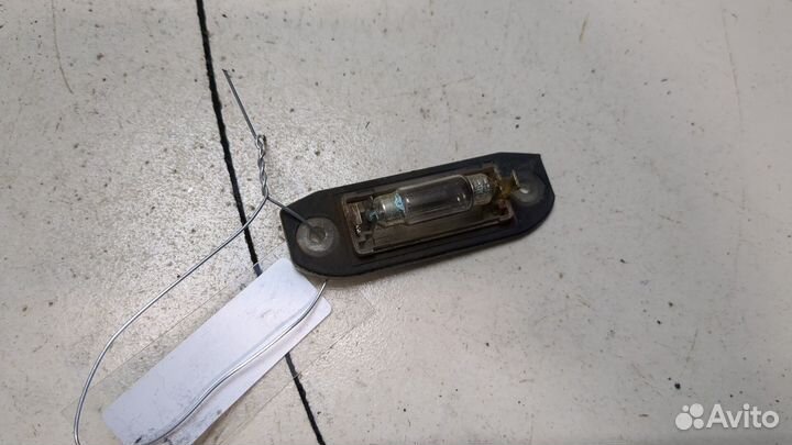 Подсветка номера Volvo S40 2004, 2005