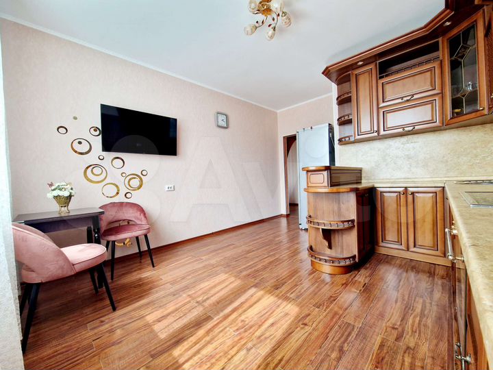 3-к. квартира, 97,3 м², 10/11 эт.