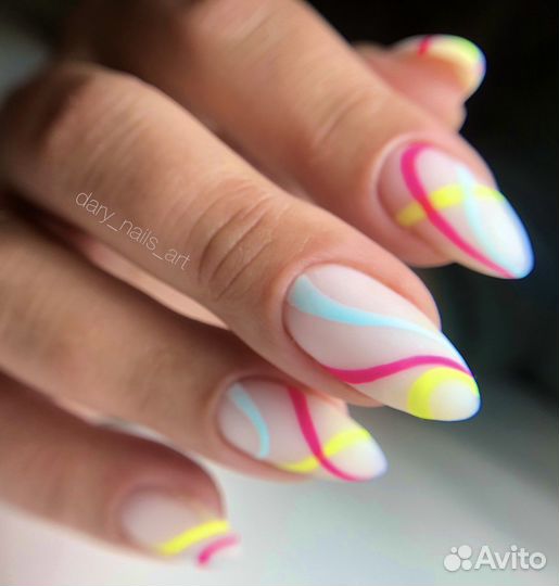 Маникюр, педикюр