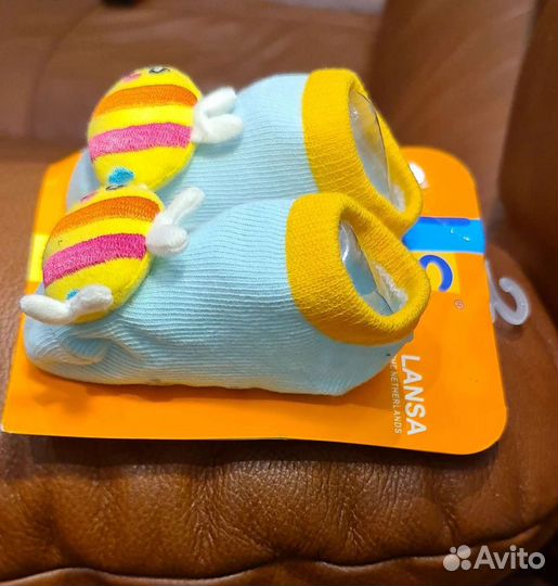 Носки для новорожденных с игрушкой