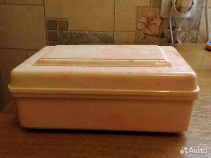 Шкатулка (пластмасса)