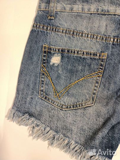 Комбинезон женский шортами