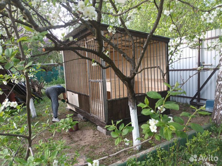 Вольер небольшой